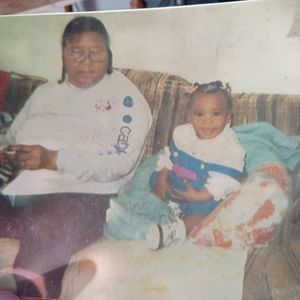 Meet your Posher, Lucy